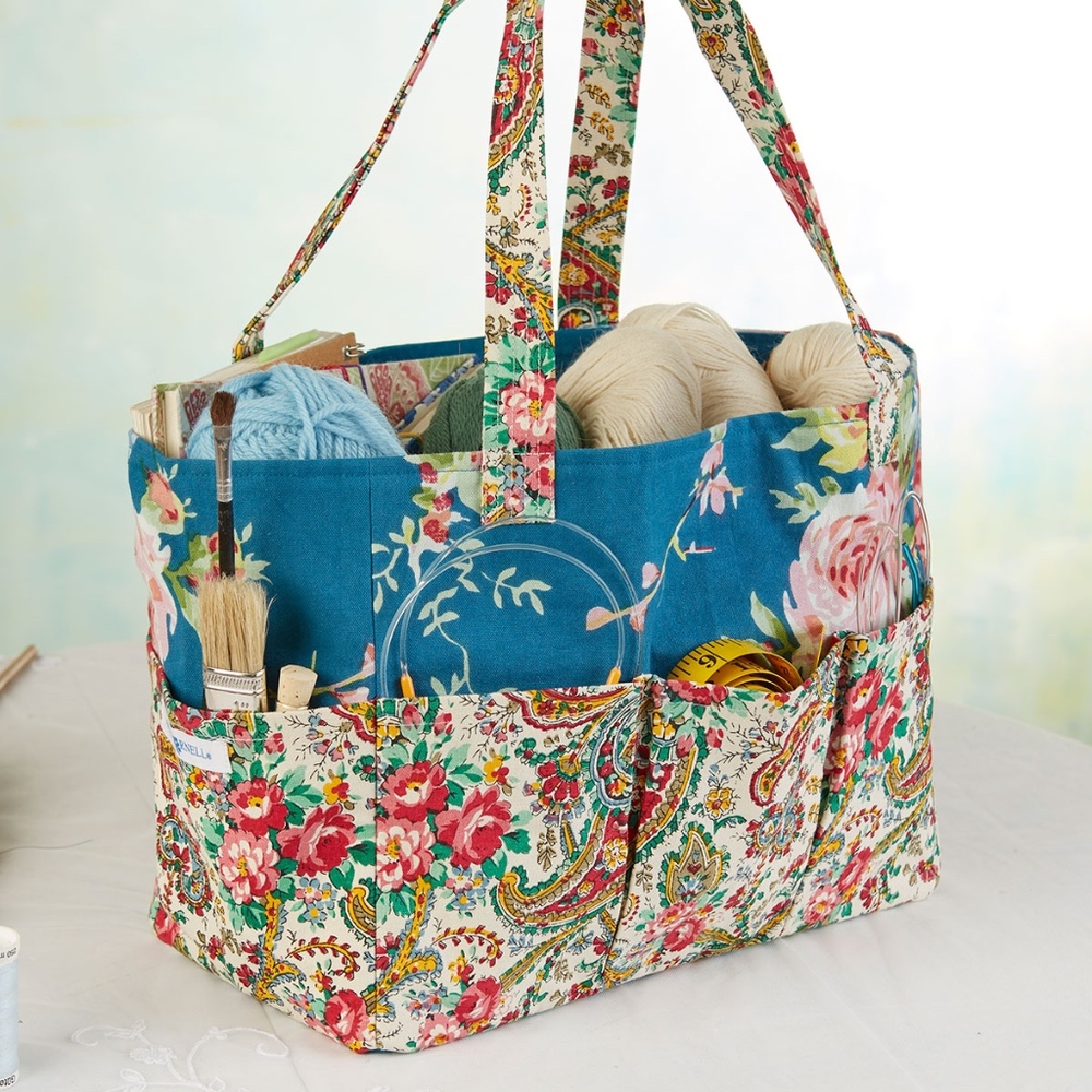 Multi-pocket tote